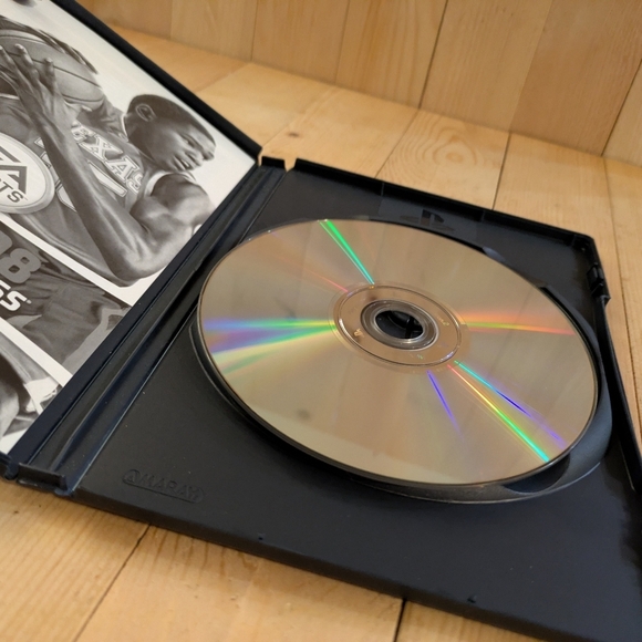 NCAA 08 March Madness for PlayStation 2 - Black Used - Picture 5 of 5